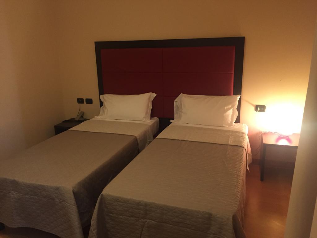 Hotel Motel Galaxy Reggio Emilia Ngoại thất bức ảnh