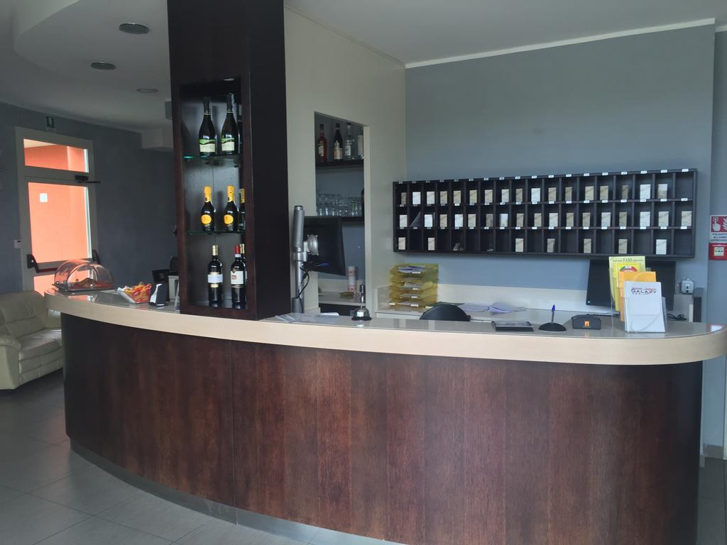 Hotel Motel Galaxy Reggio Emilia Ngoại thất bức ảnh