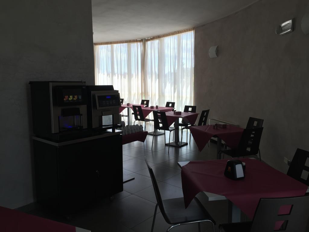 Hotel Motel Galaxy Reggio Emilia Ngoại thất bức ảnh
