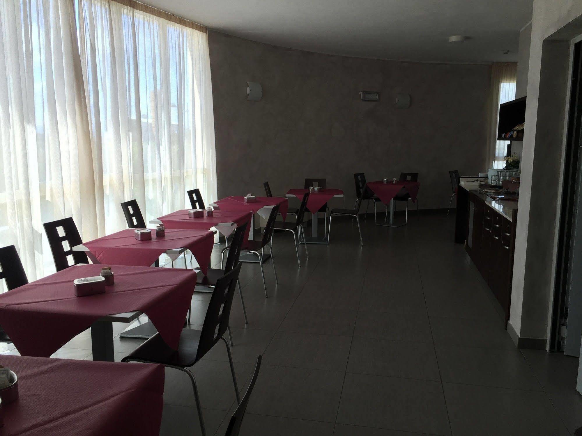 Hotel Motel Galaxy Reggio Emilia Ngoại thất bức ảnh